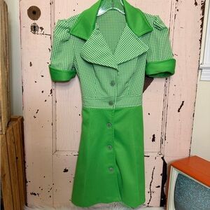 Vintage Retro Mod 1960’s Green Button-Up Dress